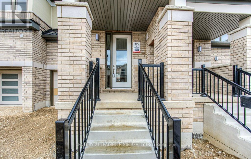6 CROSSMORE CRES