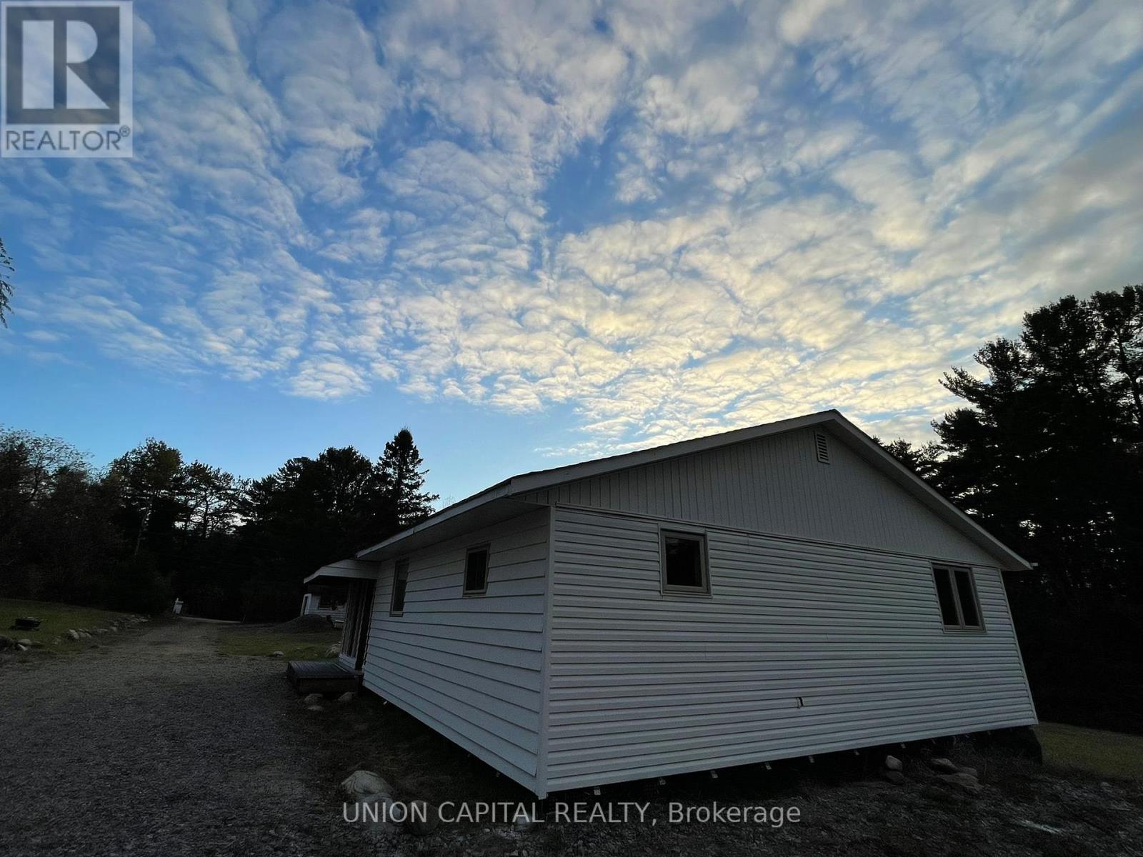 4490 MUSCLOW GREENVIEW RD