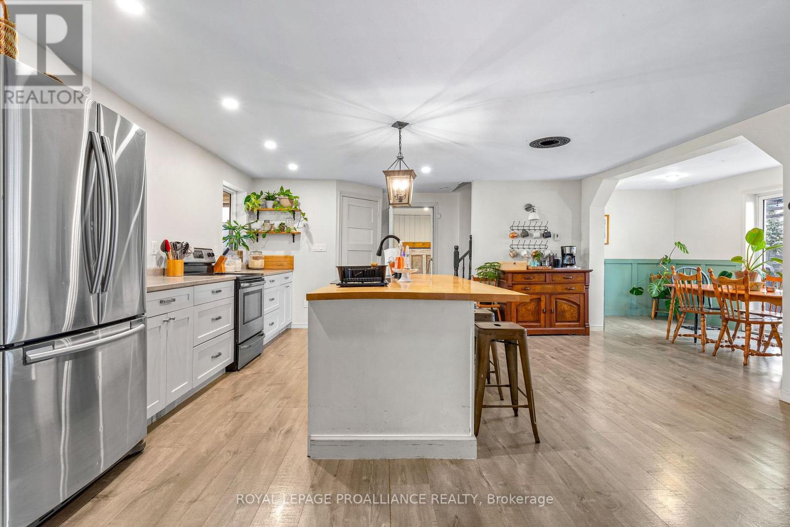 543 BLESSINGTON RD