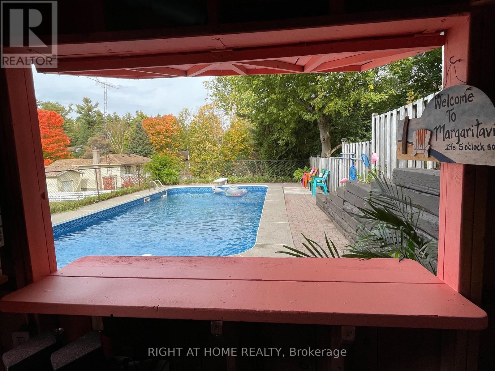 112 COULTER DR