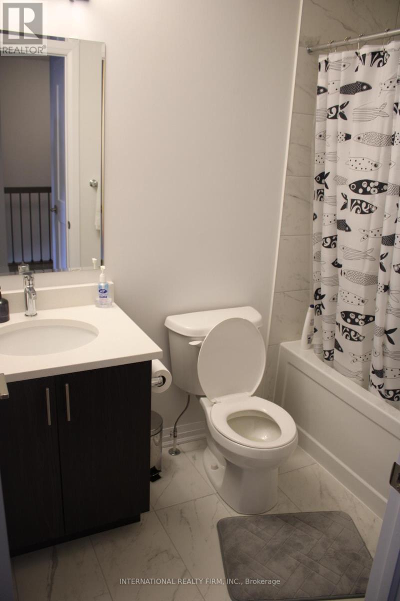 #21 -51 SPARROW AVE
