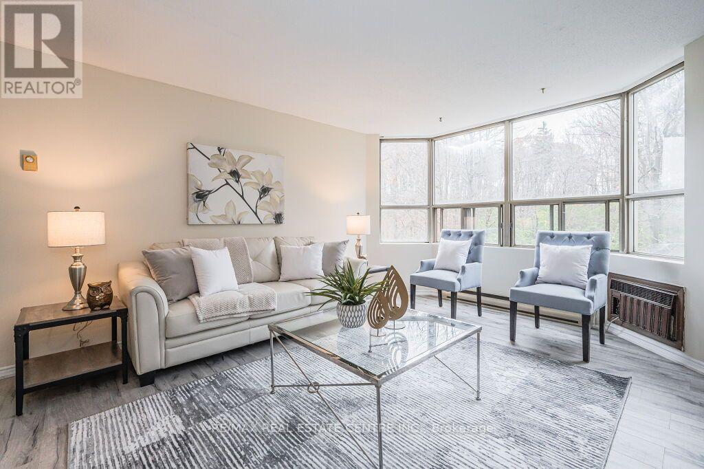 #412 -55 GREEN VALLEY DR, #412