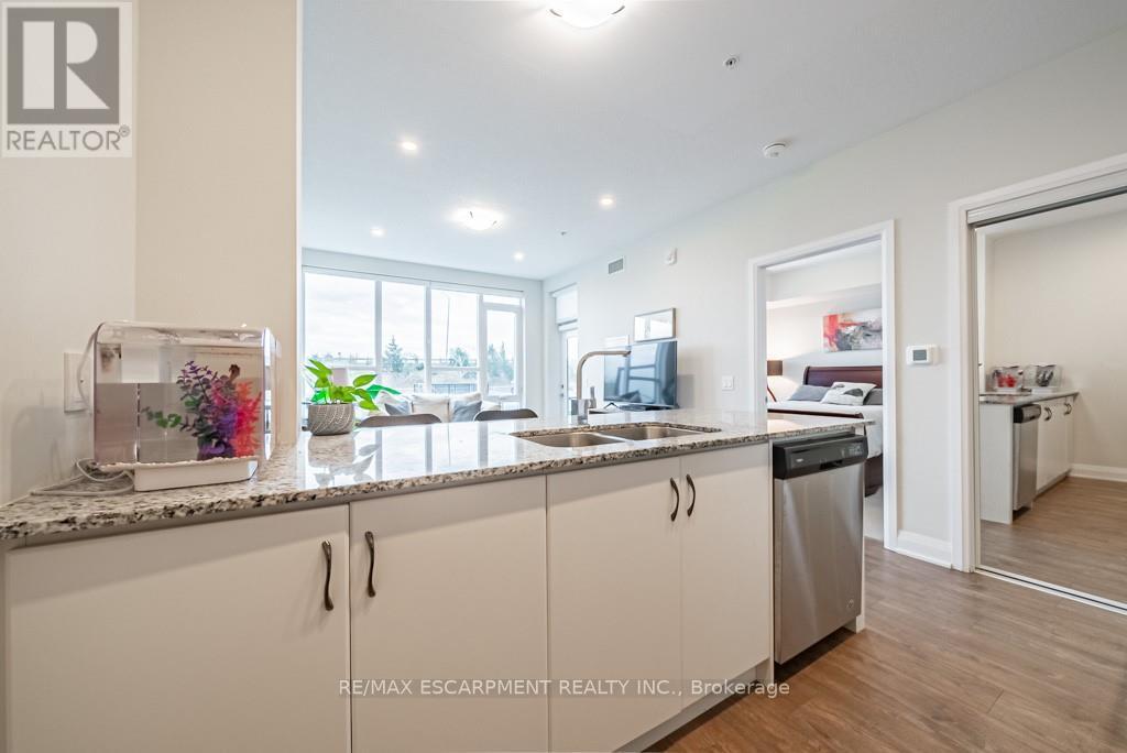 #118 -16 CONCORD PL S, #118