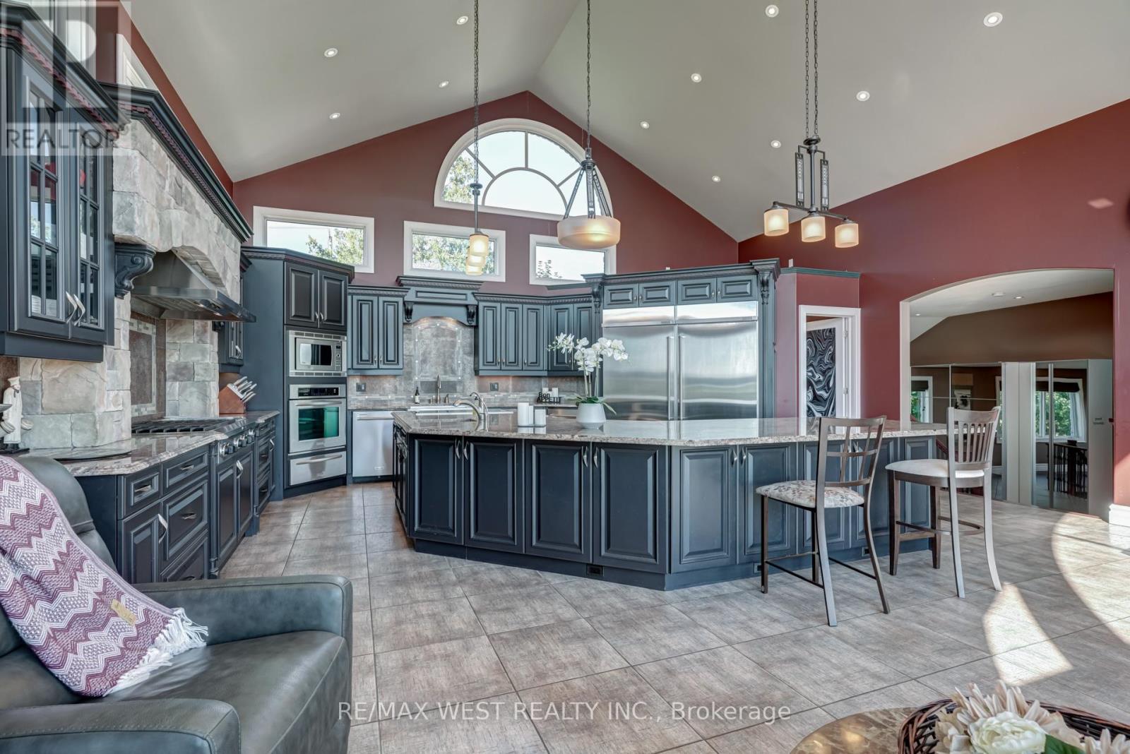 31 WISPI SHORE RD
