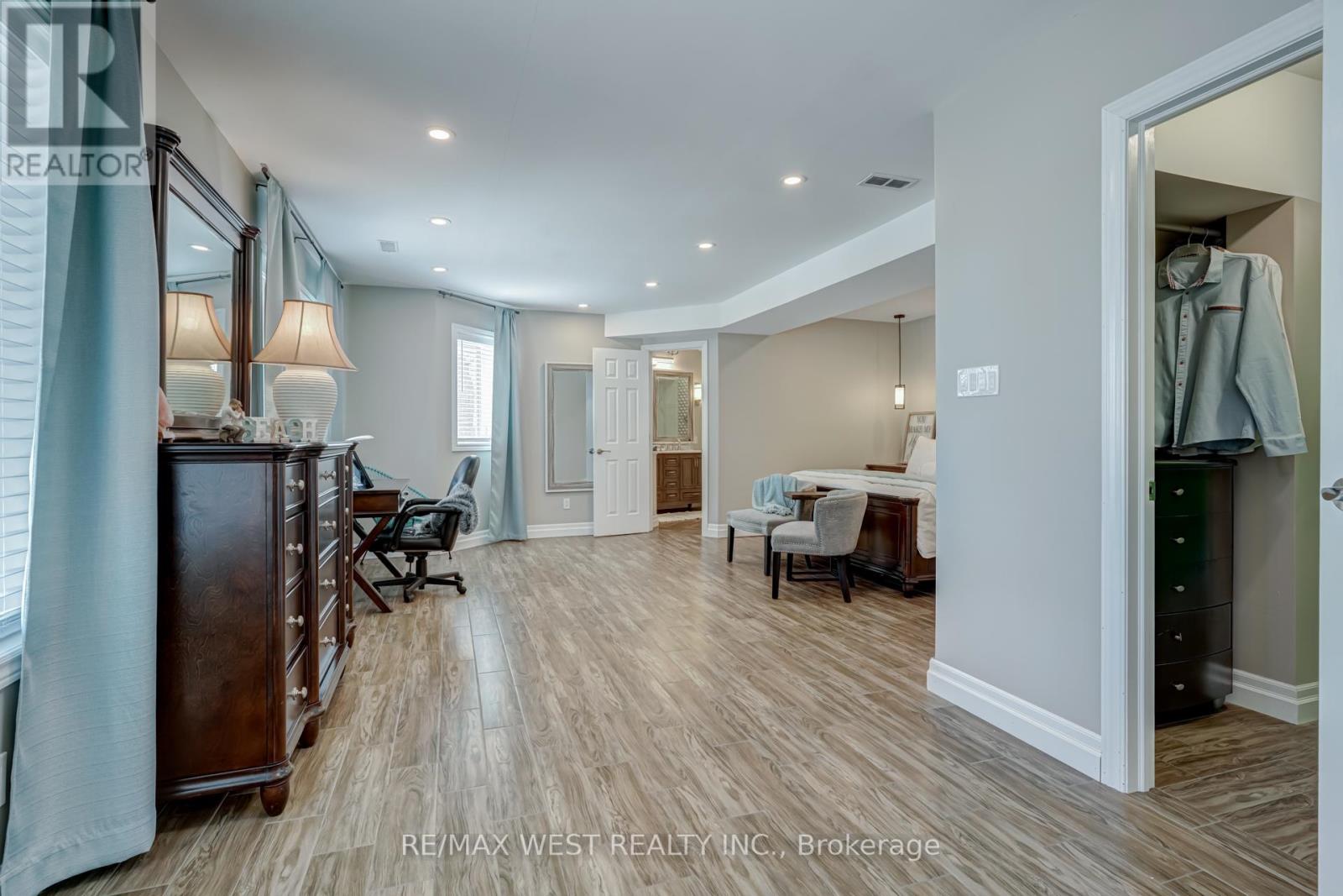 31 WISPI SHORE RD