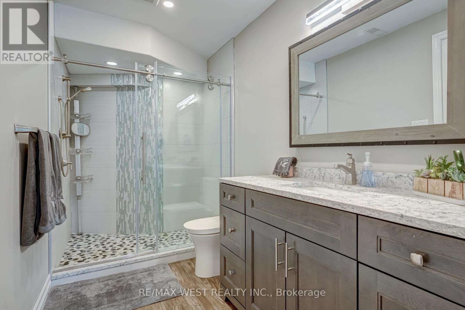 31 WISPI SHORE RD