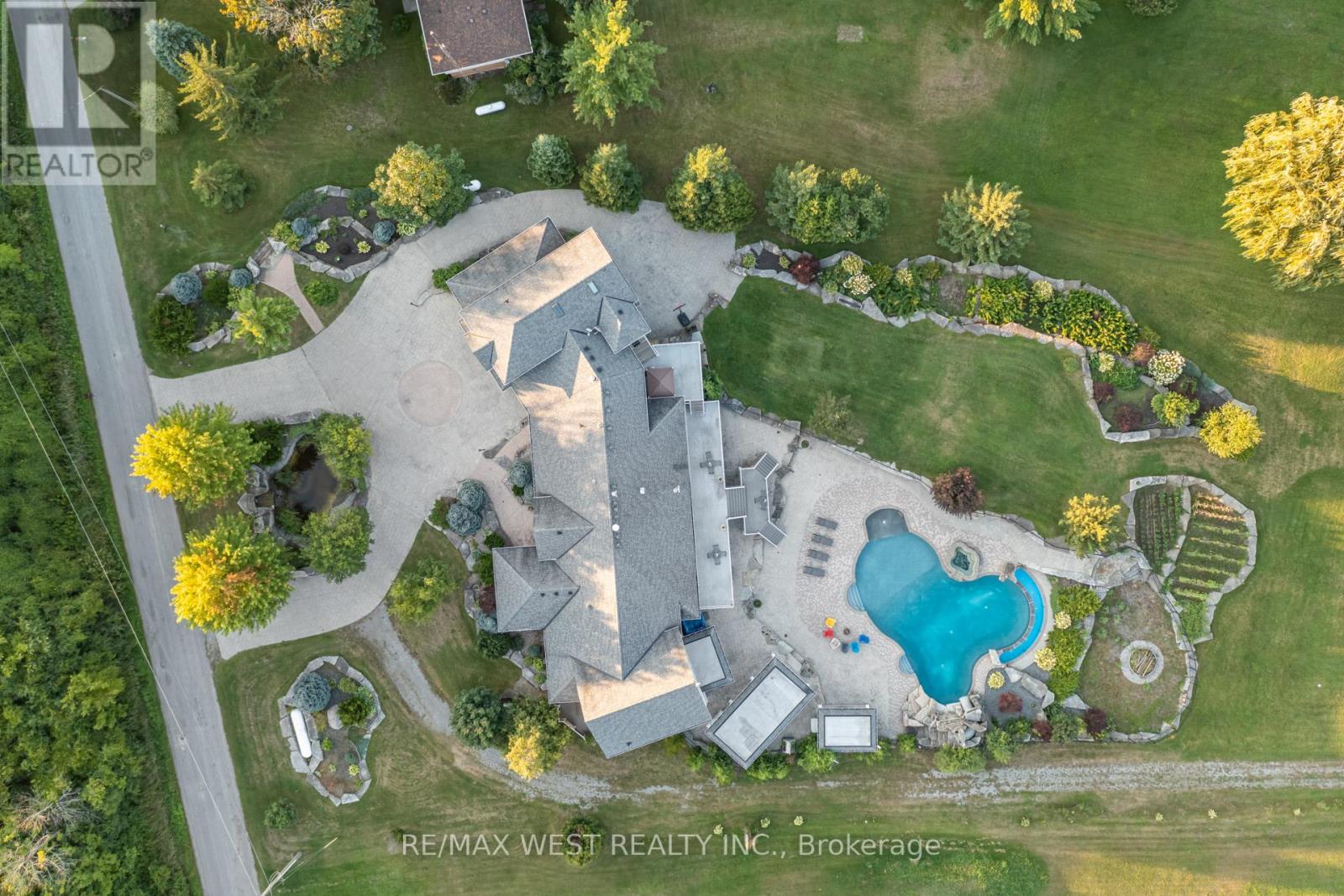 31 WISPI SHORE RD