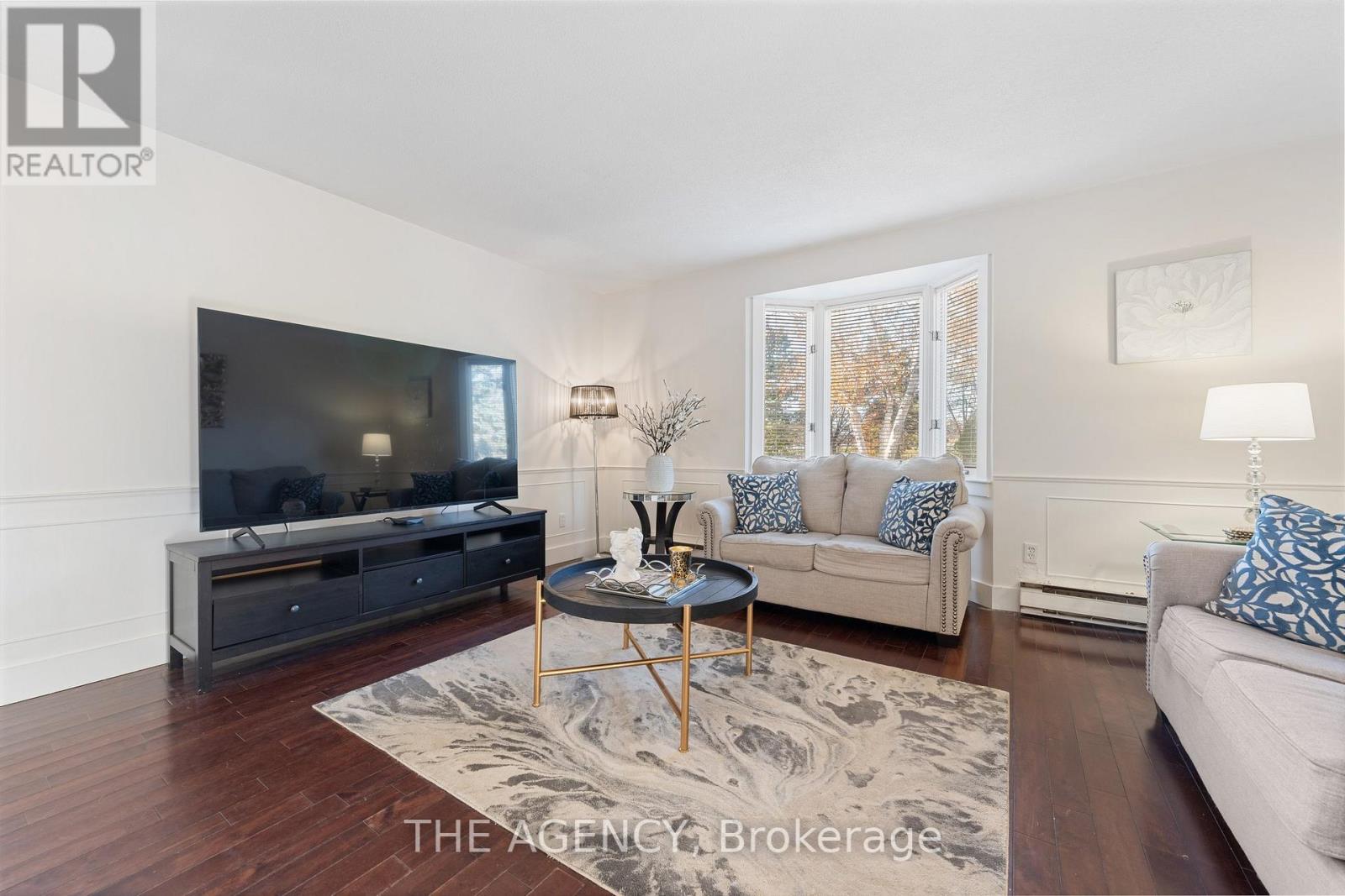 64 RIDGEWOOD DR