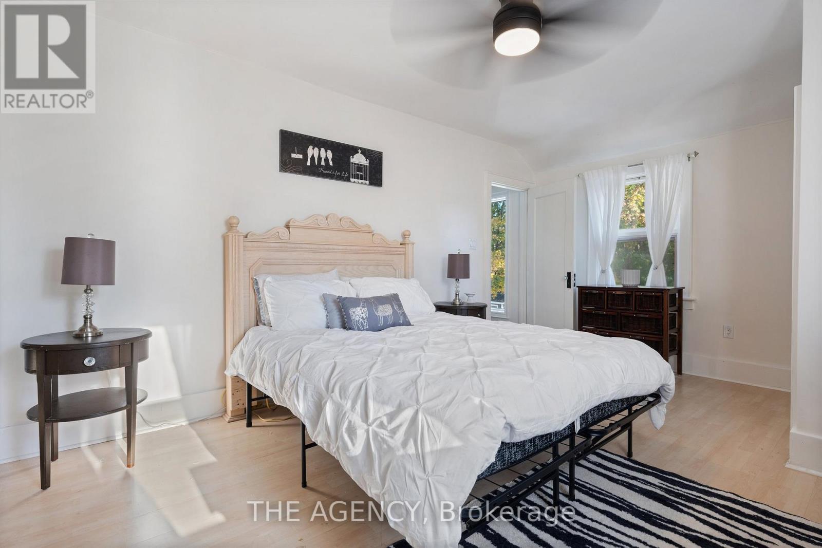 64 RIDGEWOOD DR