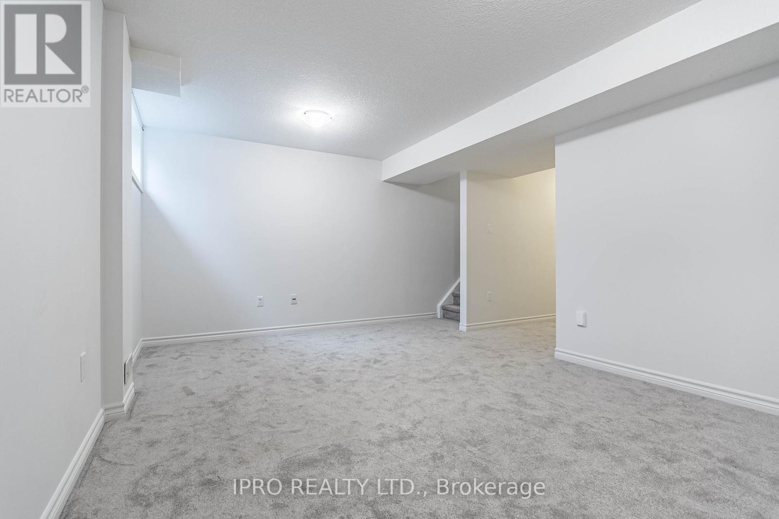 71 ARLINGTON CRES