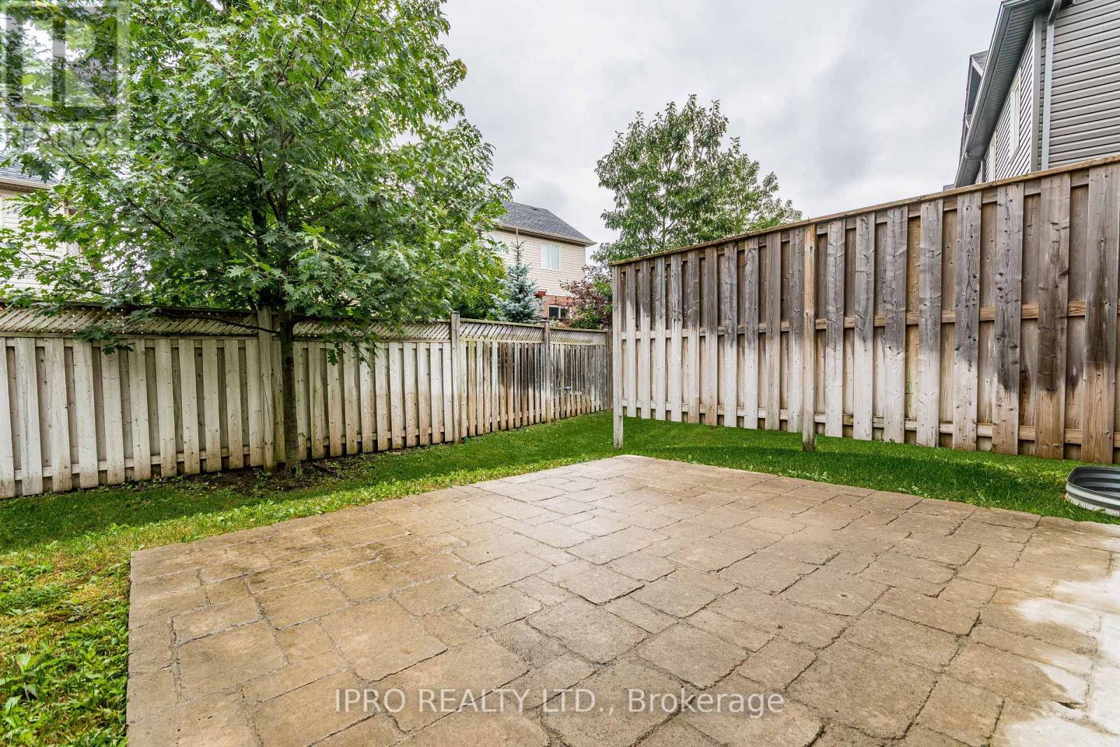 71 ARLINGTON CRES