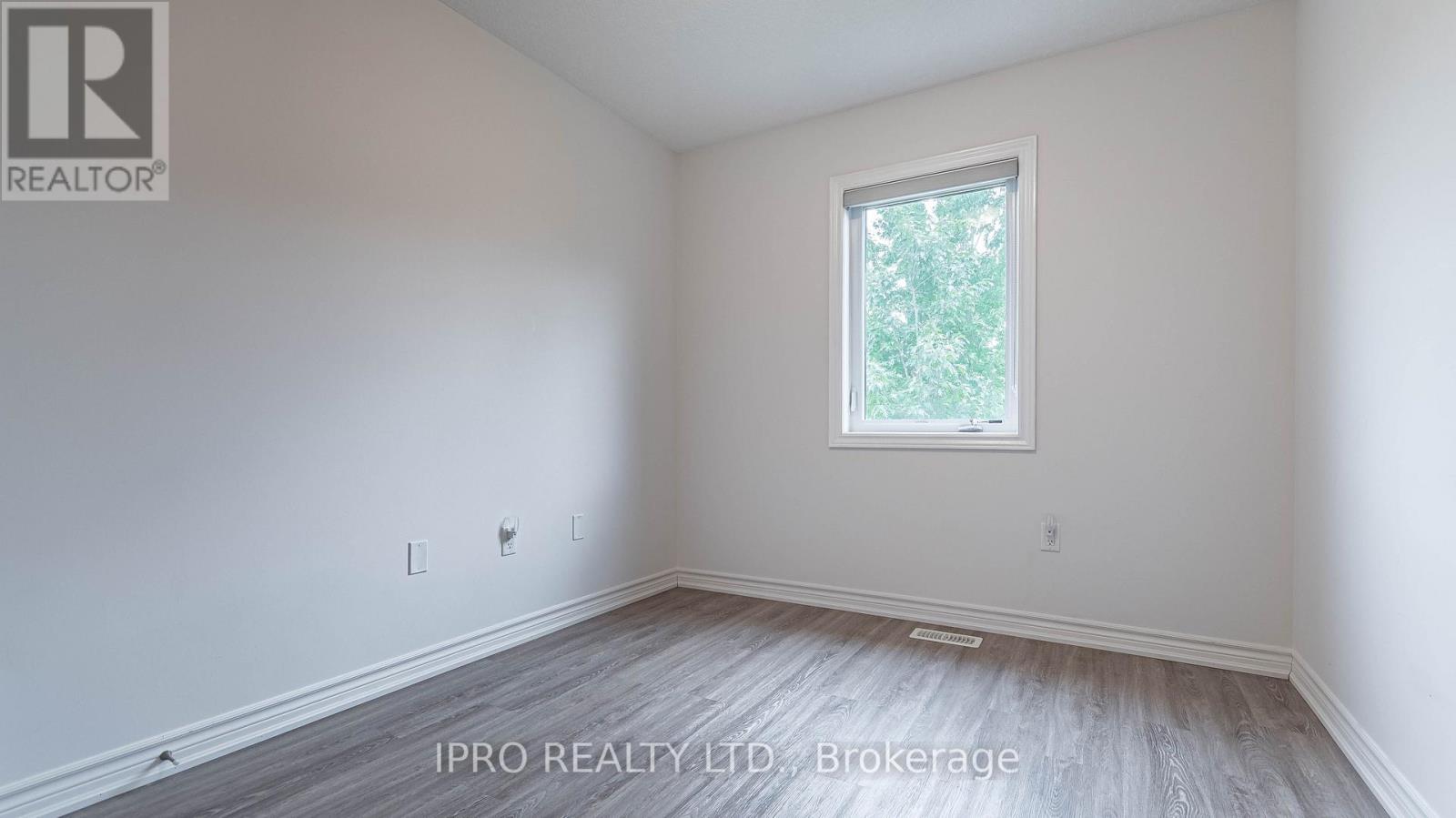 71 ARLINGTON CRES