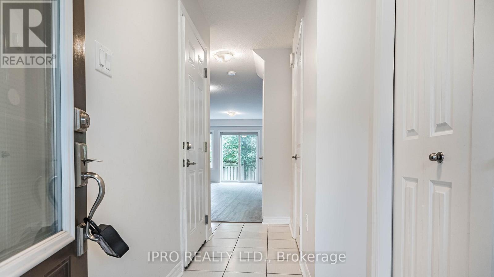 71 ARLINGTON CRES
