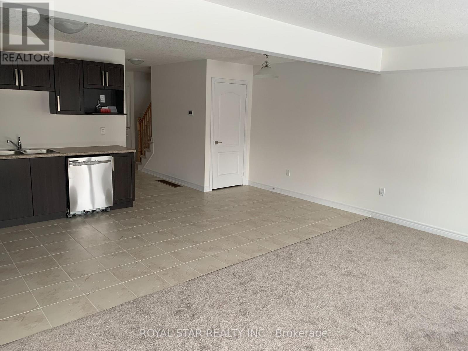 123 STONEBROOK WAY