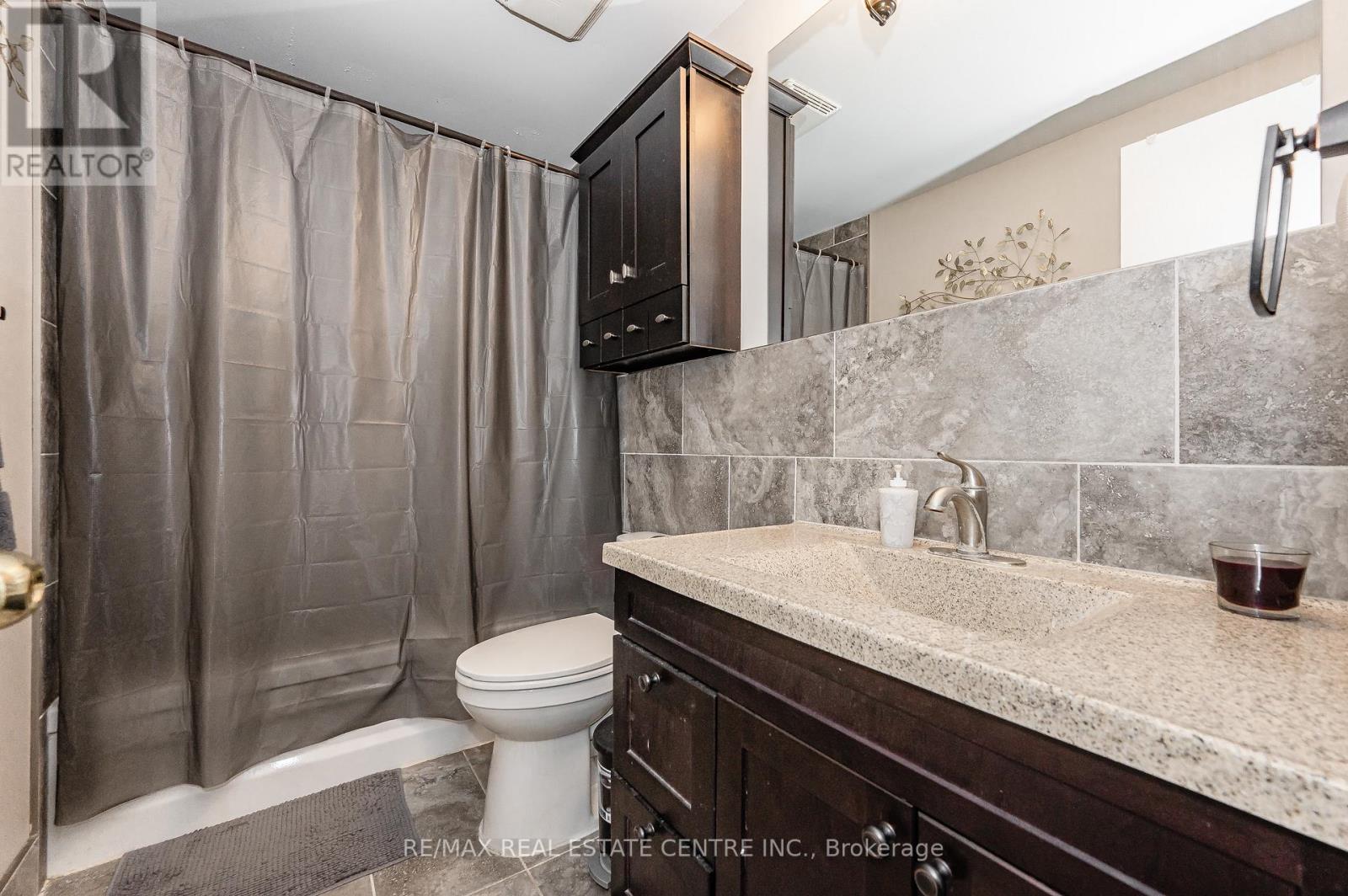 #72 -51 PAULANDER DR, #72