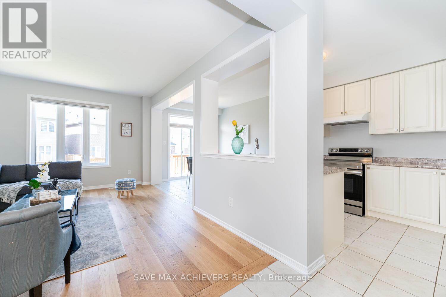 6 COOKE AVE