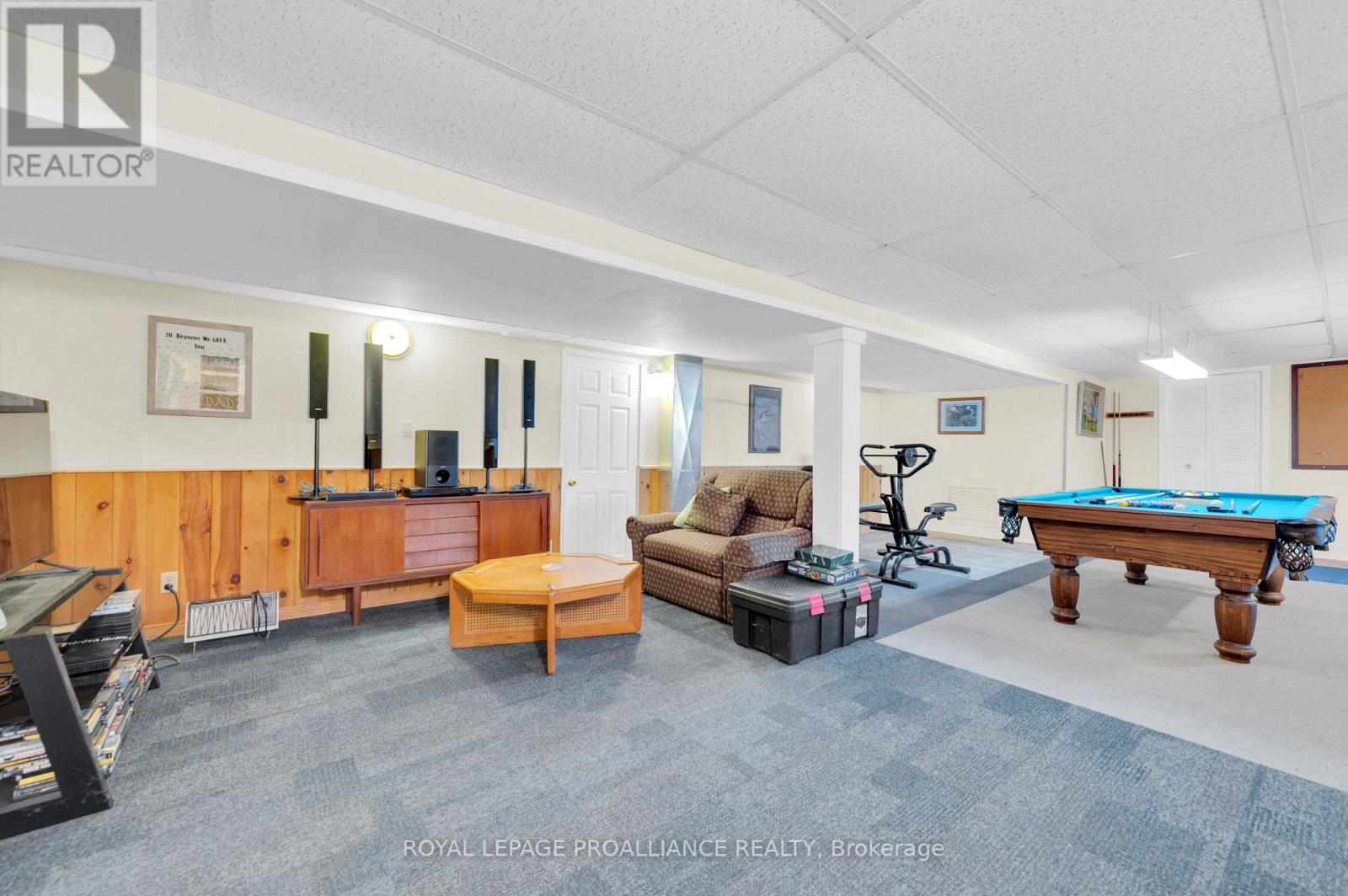 282 ROBINSON RD