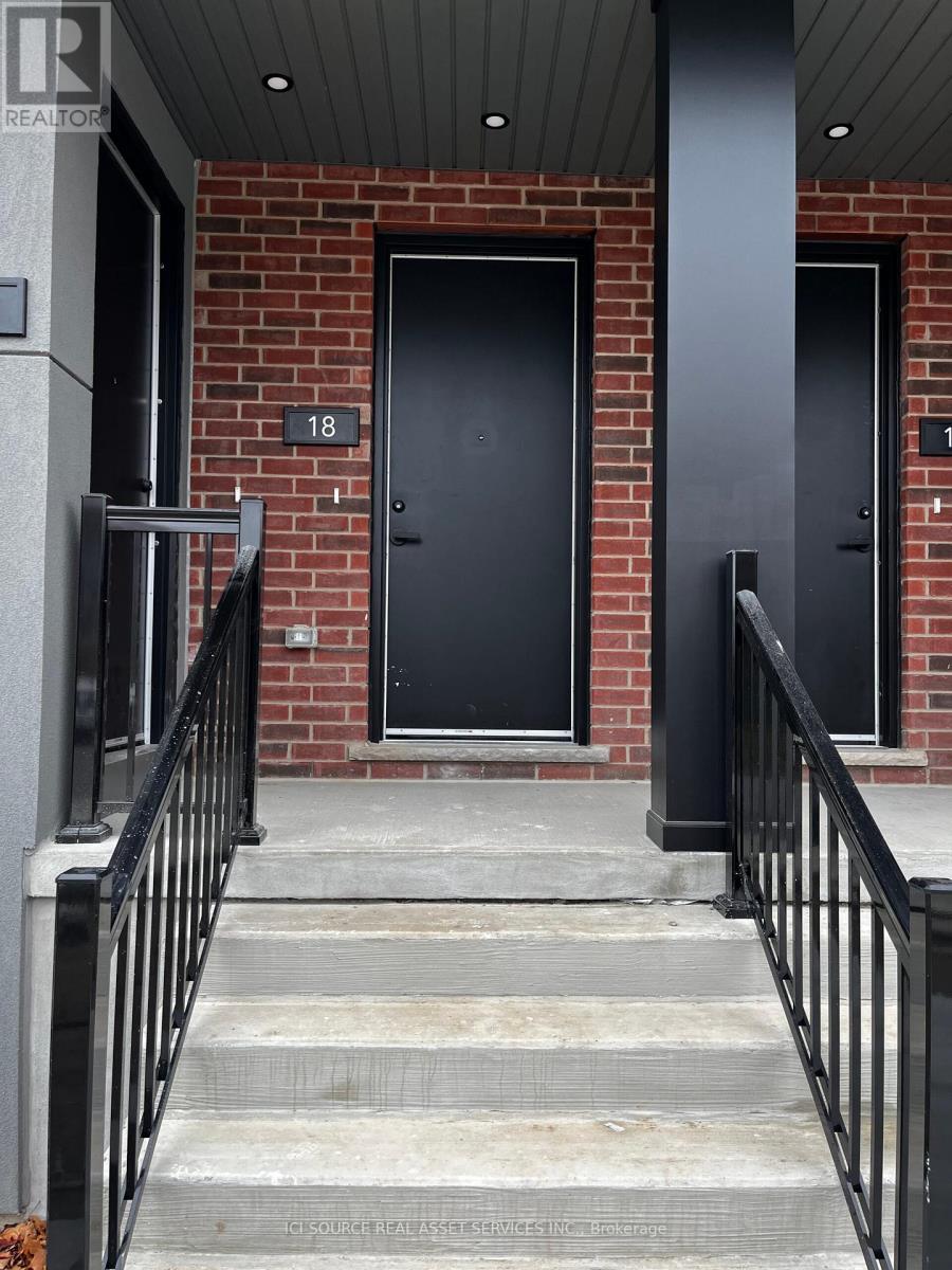 #18 -99 ROGER ST