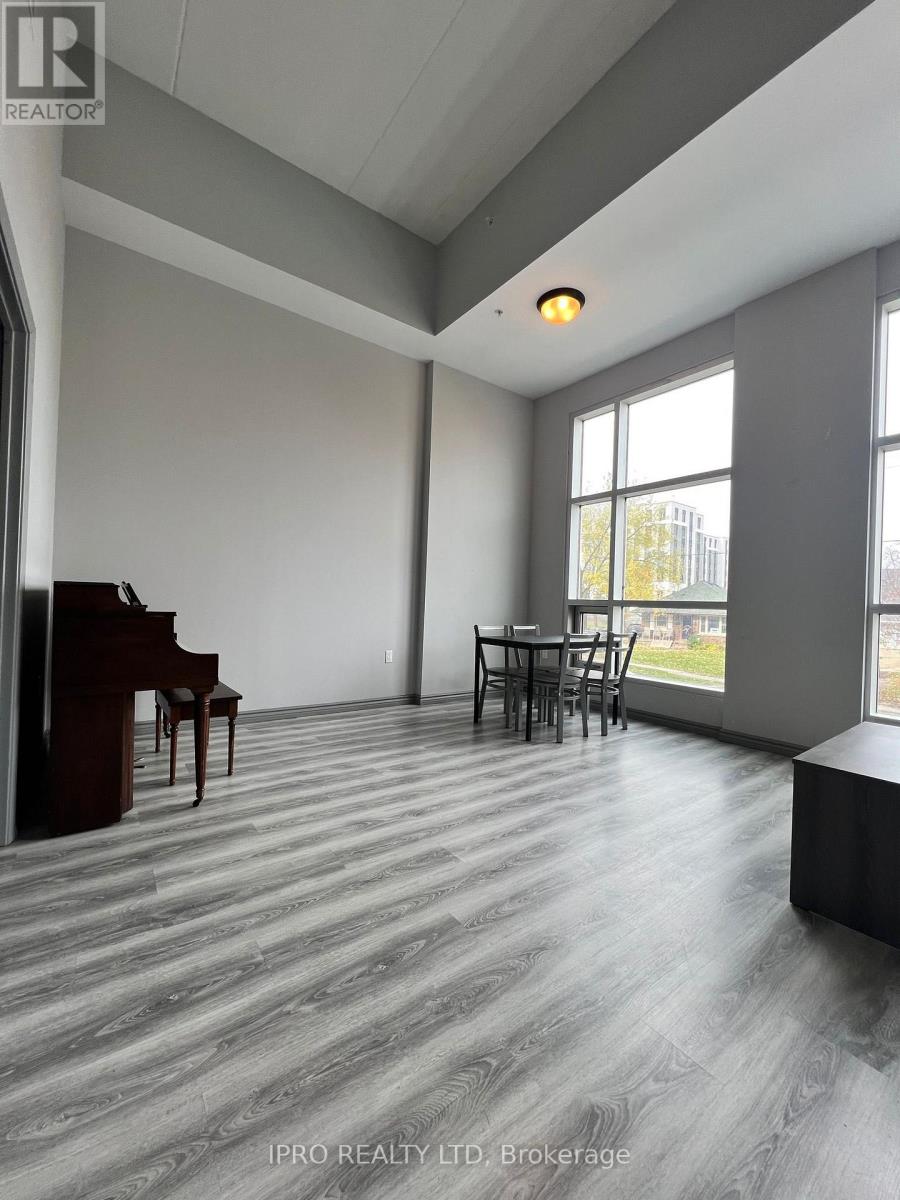 #G107 -275 LARCH ST, #G107