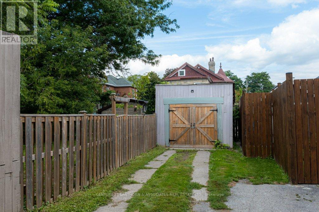 277 JOHN ST