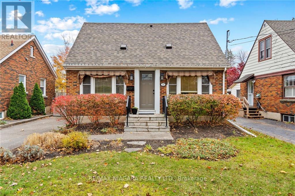 28 CAMERON RD