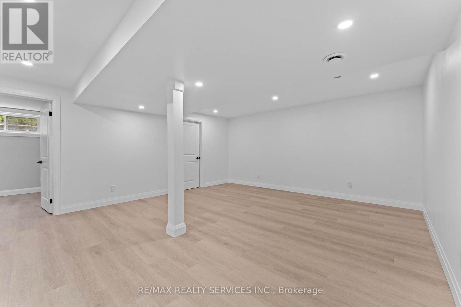 37 ALDER CRT