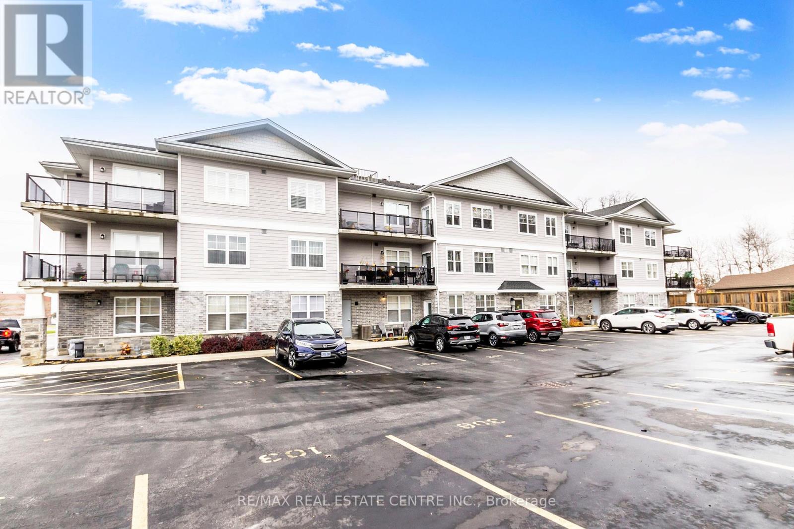 #208 -67 HADDINGTON ST, #208
