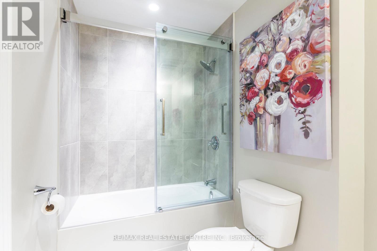 #208 -67 HADDINGTON ST, #208