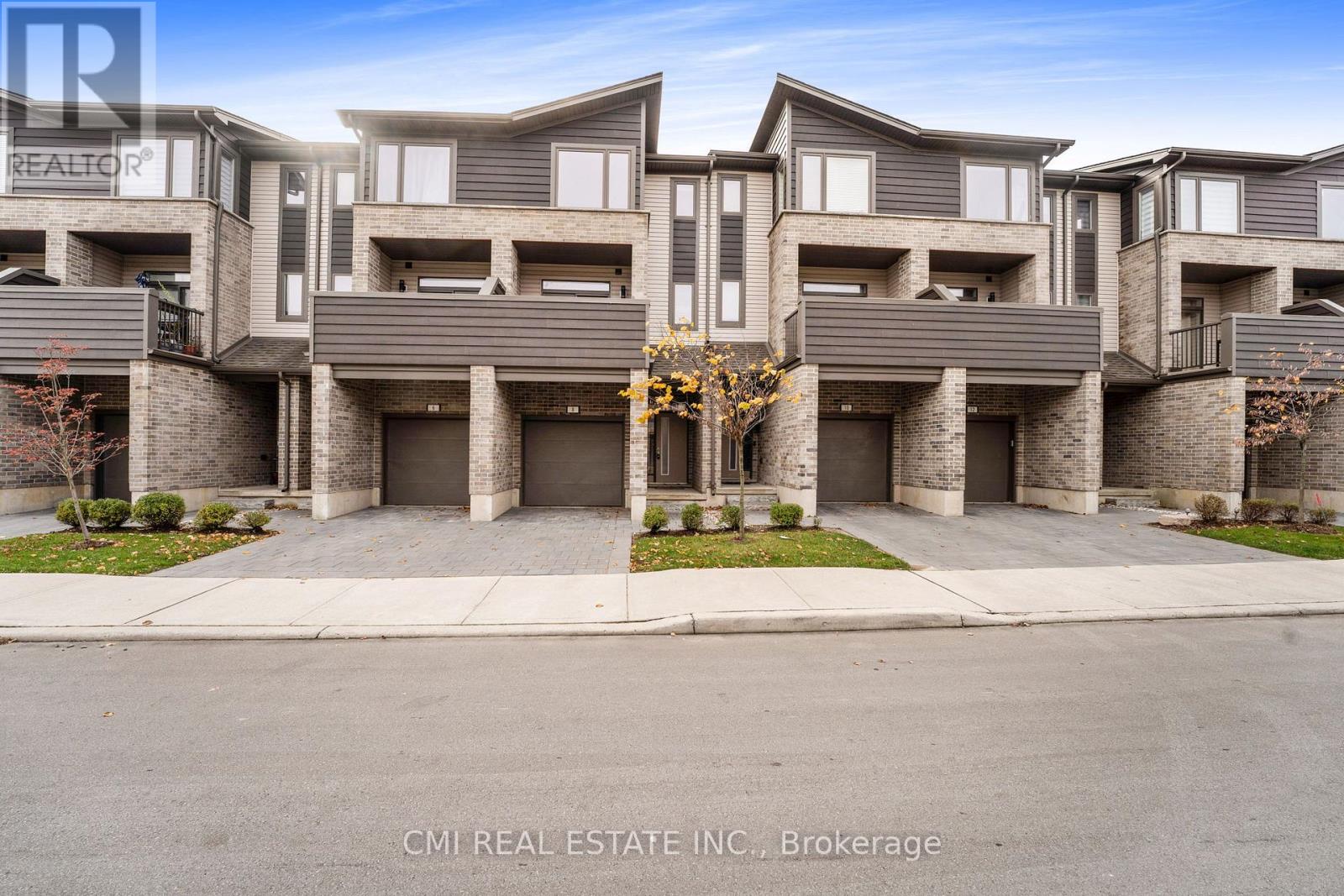#8 -2070 MEADOWGATE BLVD, #8