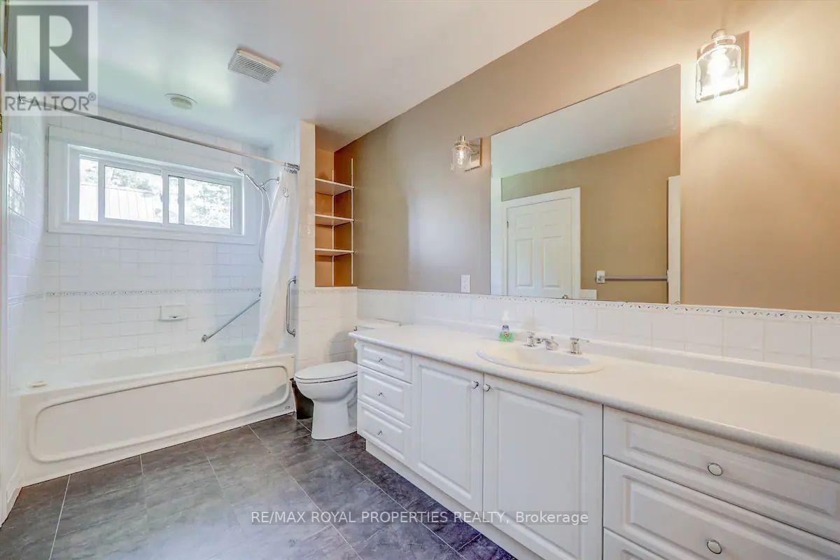 28 GOODMAN RD