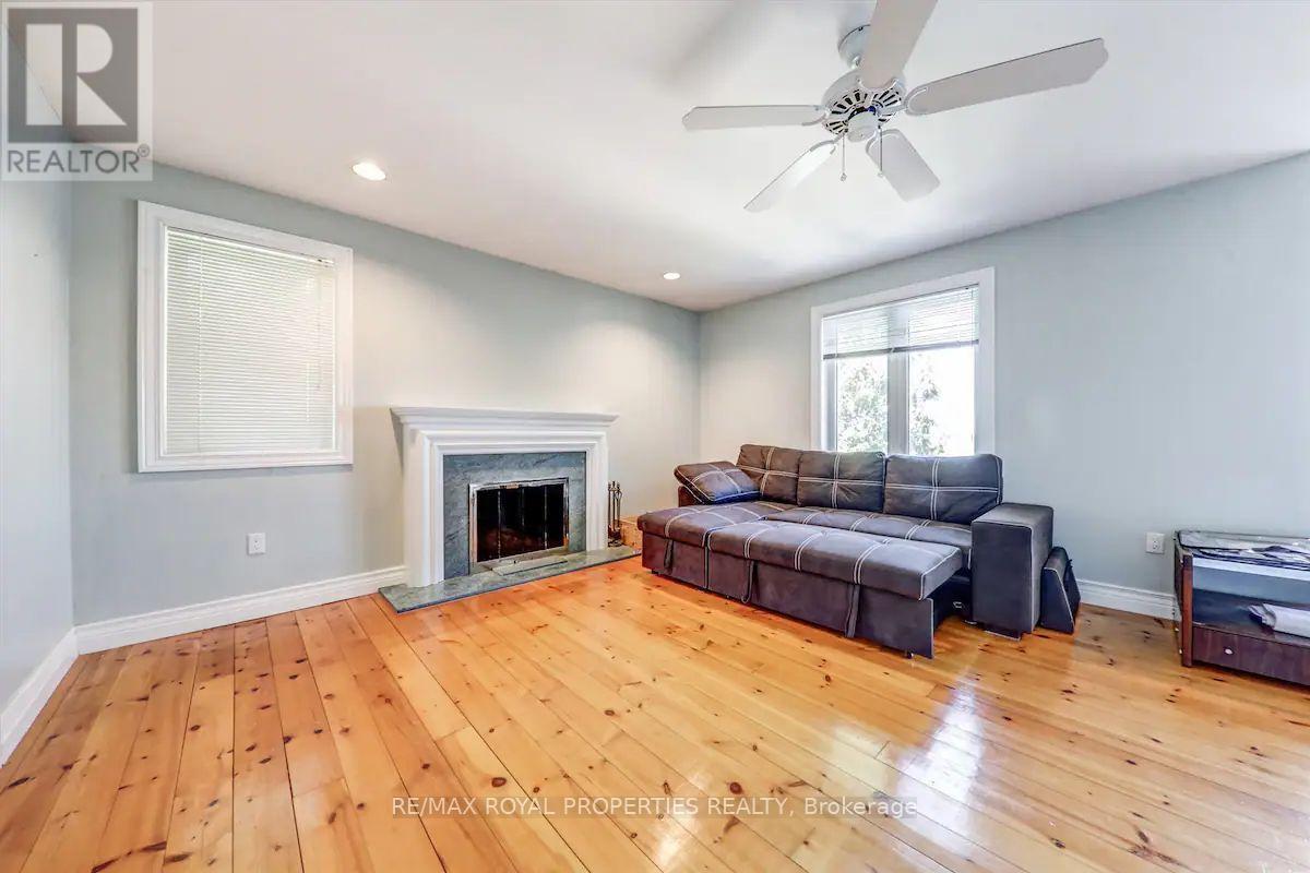 28 GOODMAN RD