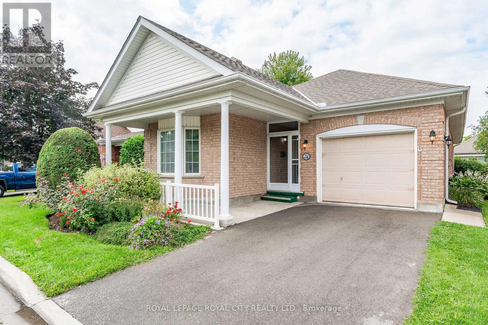 24 BEECHLAWN BLVD