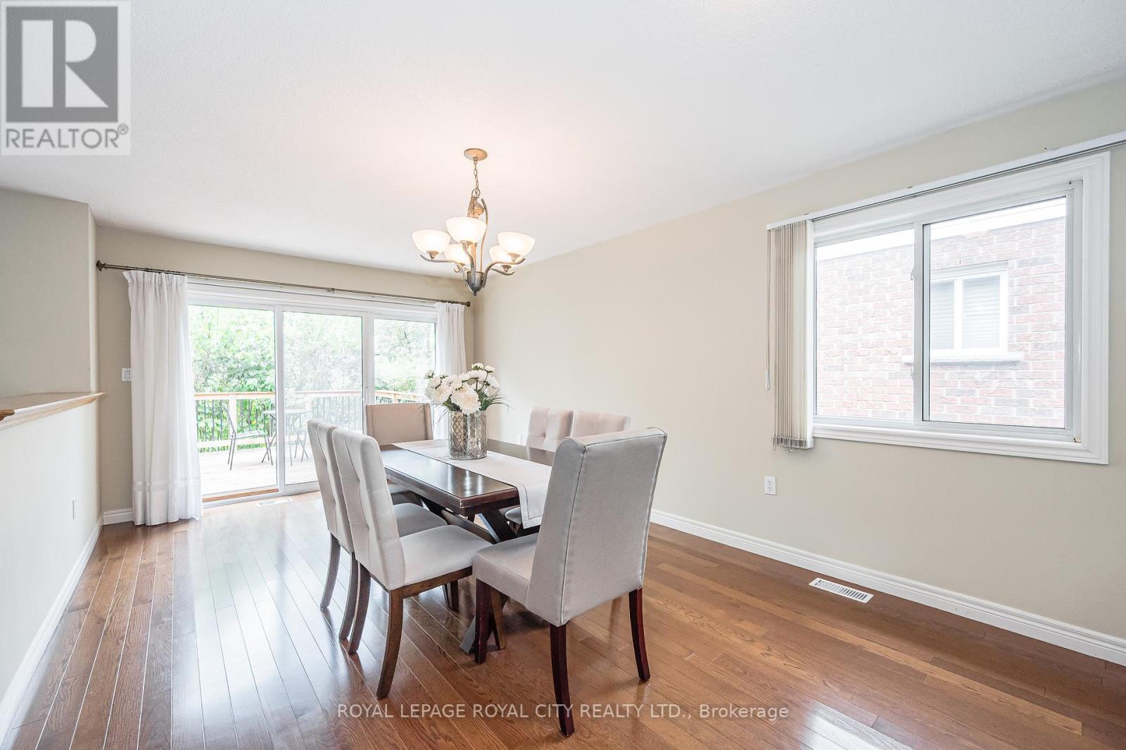 24 BEECHLAWN BLVD