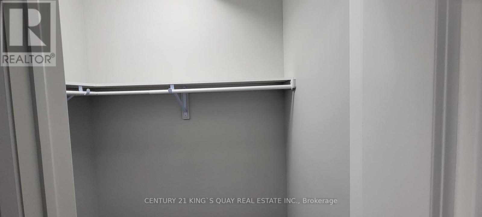 #BSMT -114 CENTRE ST, #Bsmt