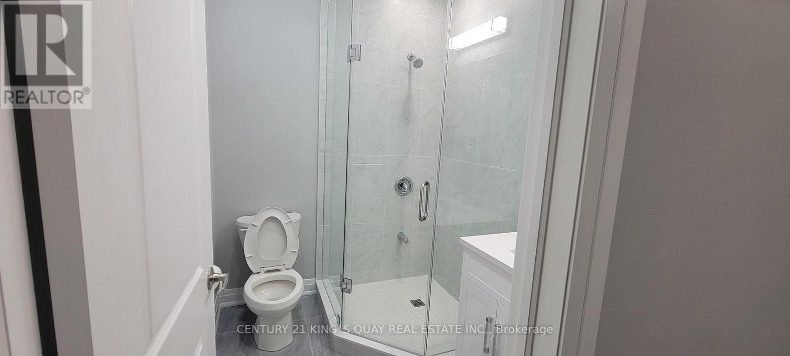 #BSMT -114 CENTRE ST, #Bsmt