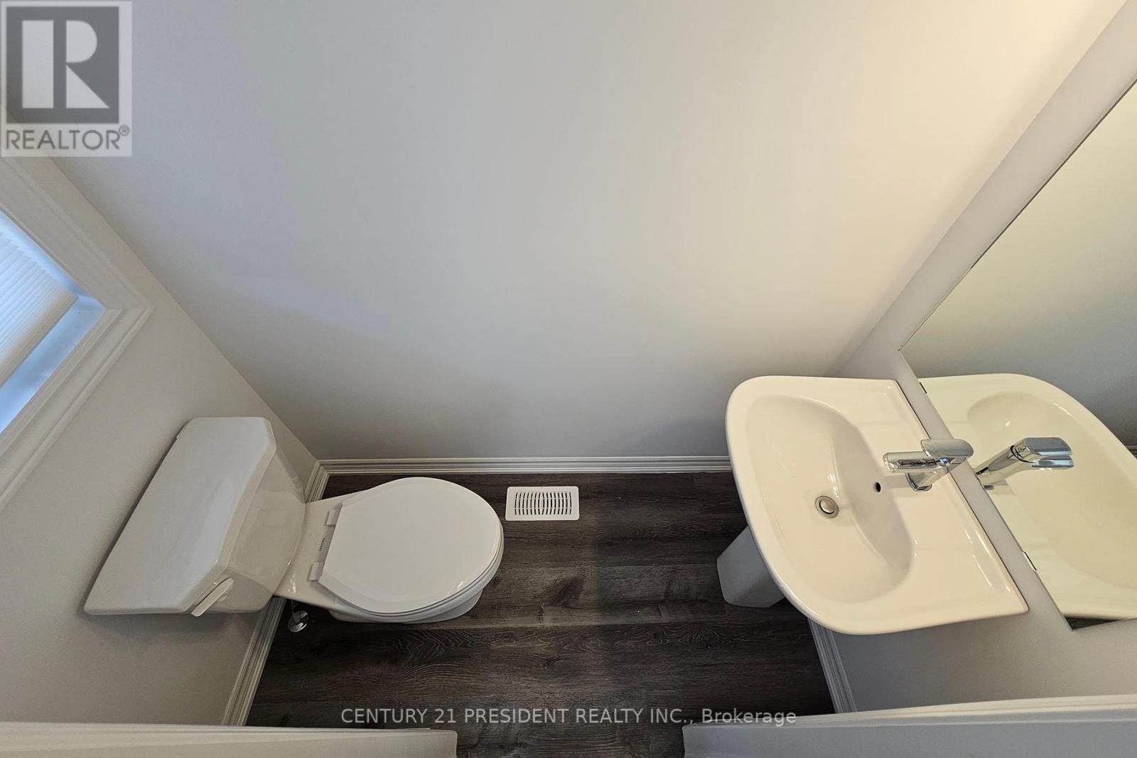 #11 -461 BLACKBURN DR, #11