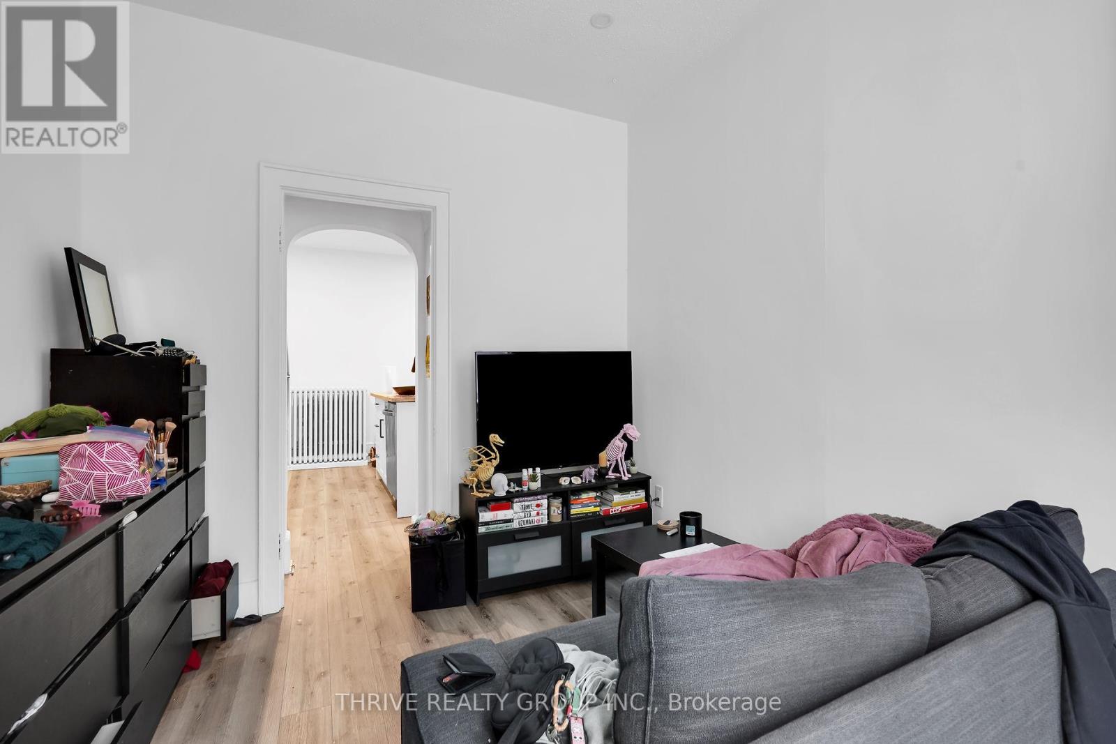 44-46 BECHER ST