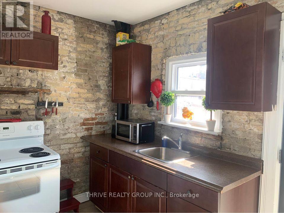44-46 BECHER ST