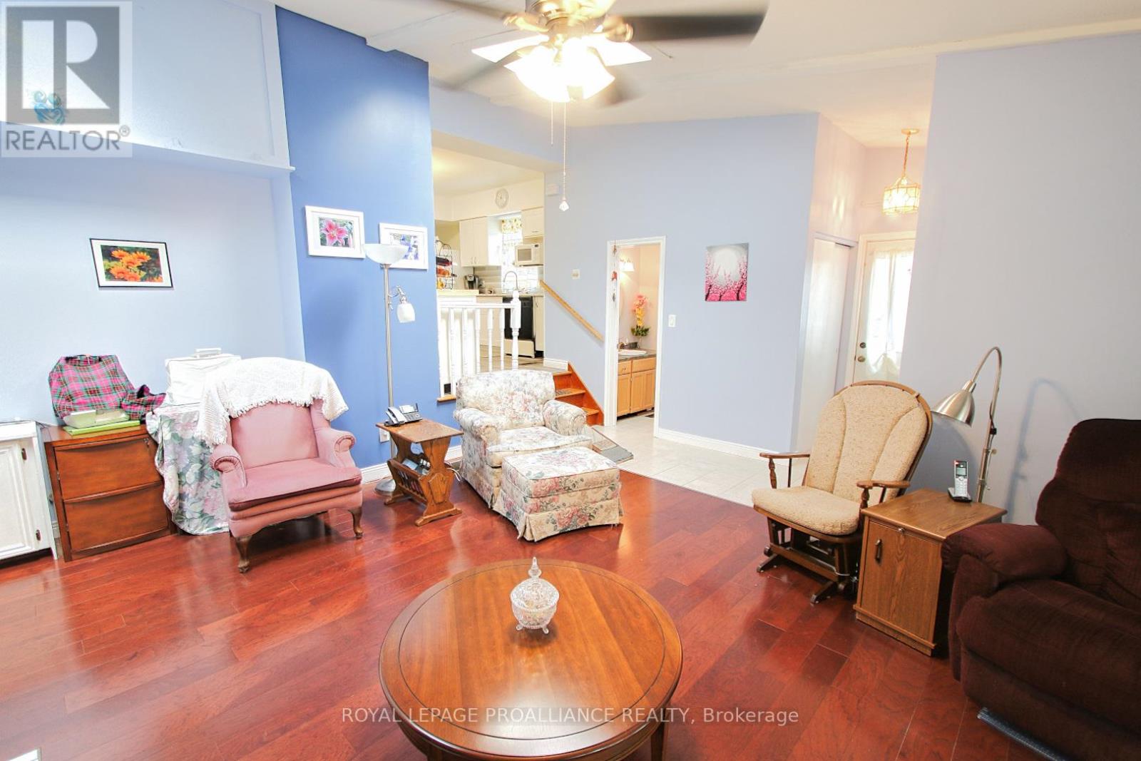 306 BLEECKER AVE