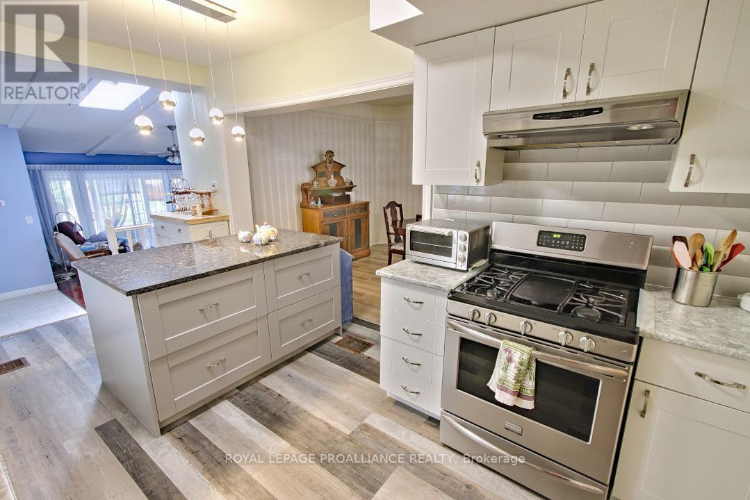 306 BLEECKER AVE