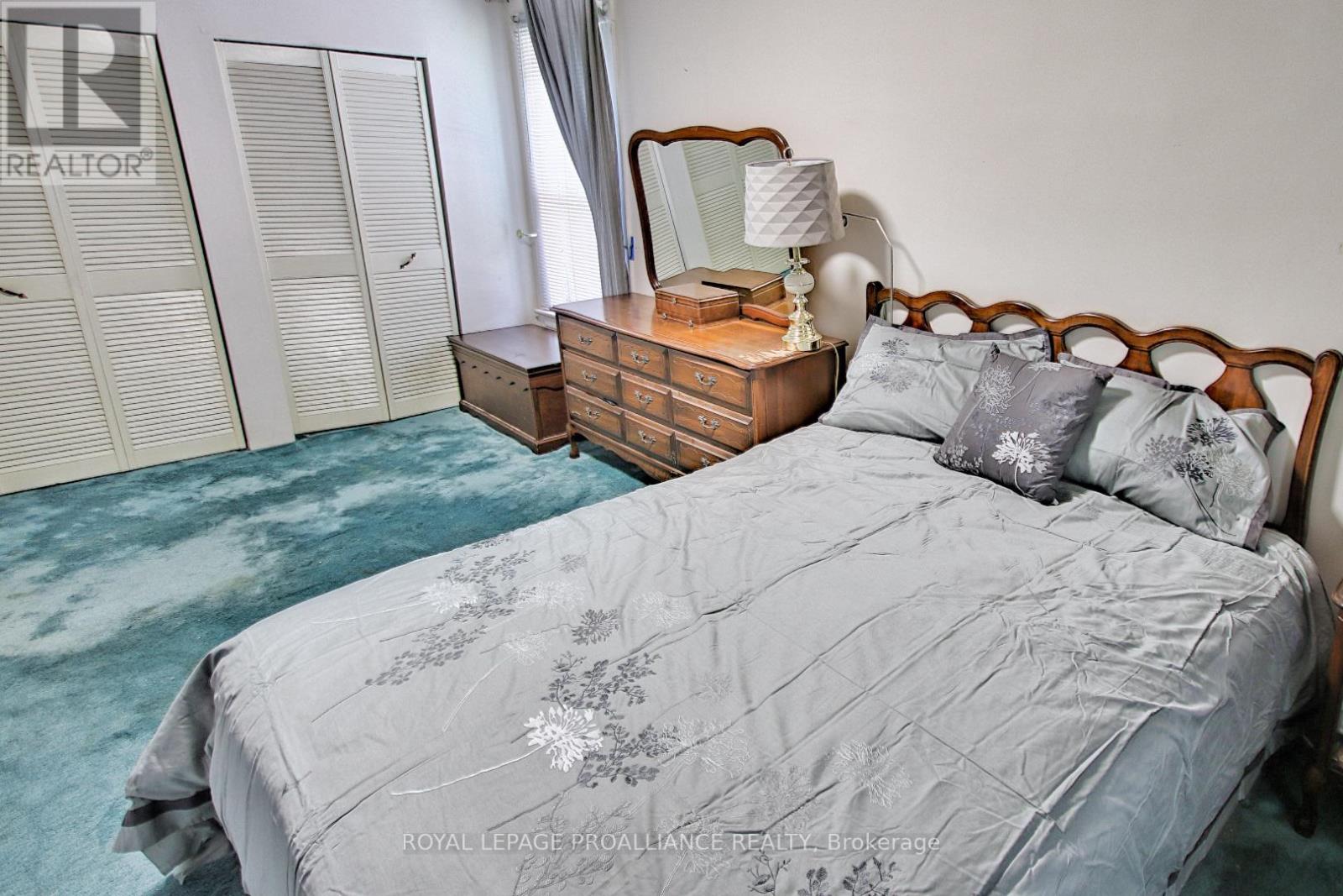 306 BLEECKER AVE
