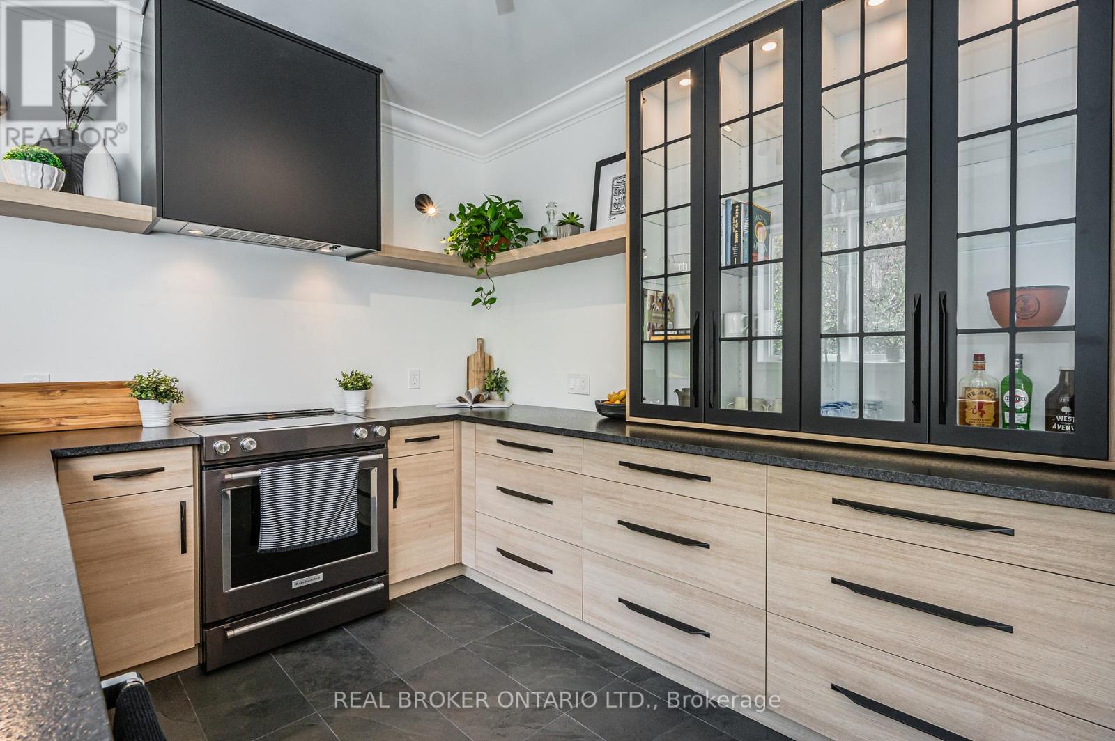 164 DELLGROVE CIRC