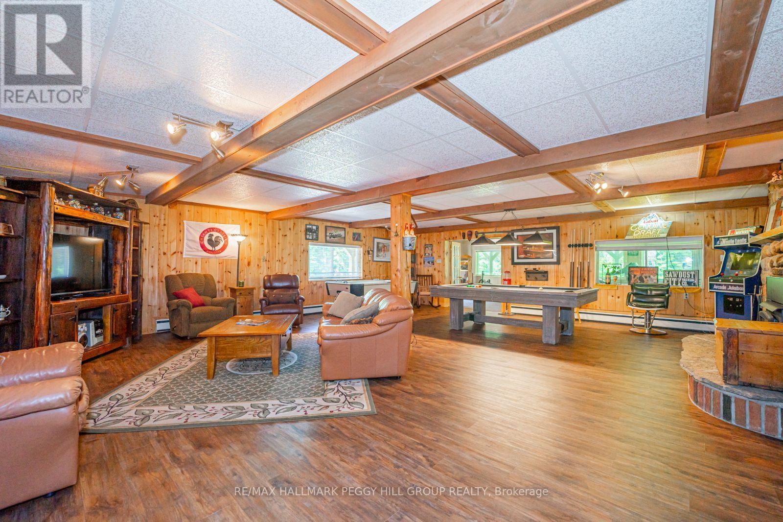 127 SOUTH LANCELOT RD