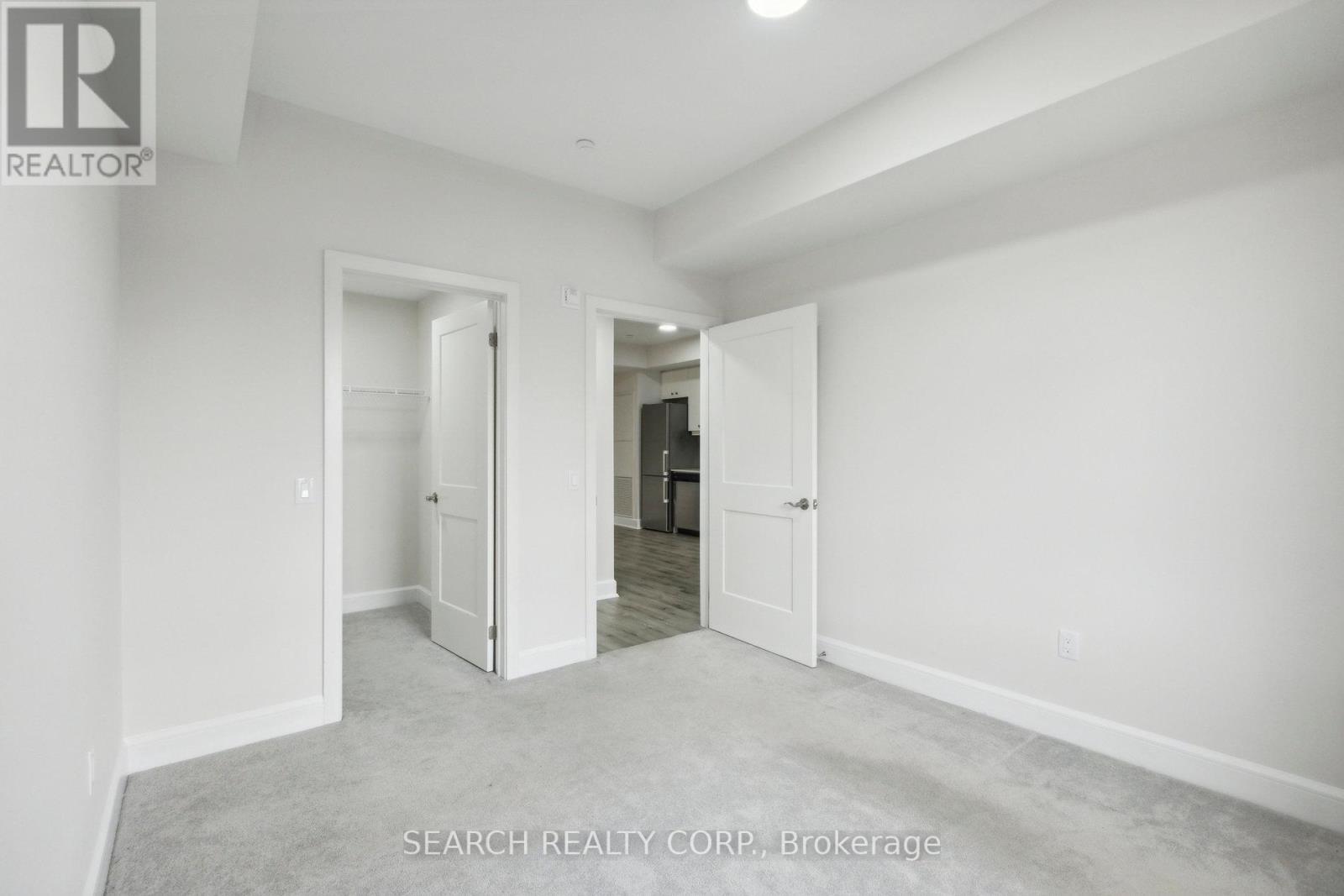 #608 -243 NORTHFIELD DR E