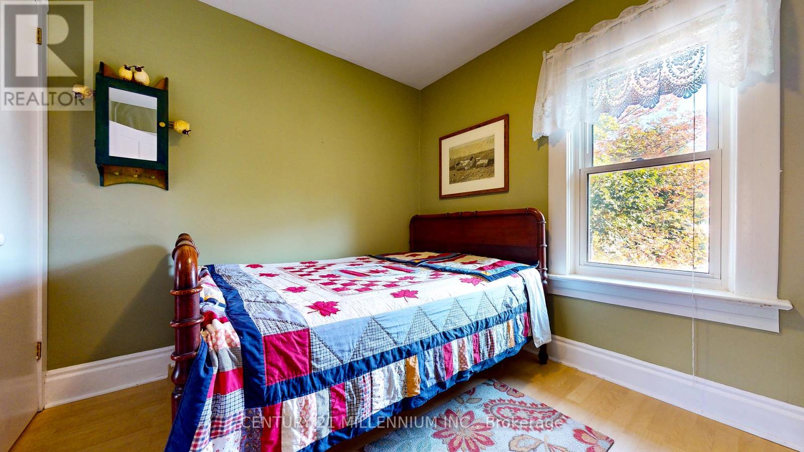 175 RICHMOND ST S