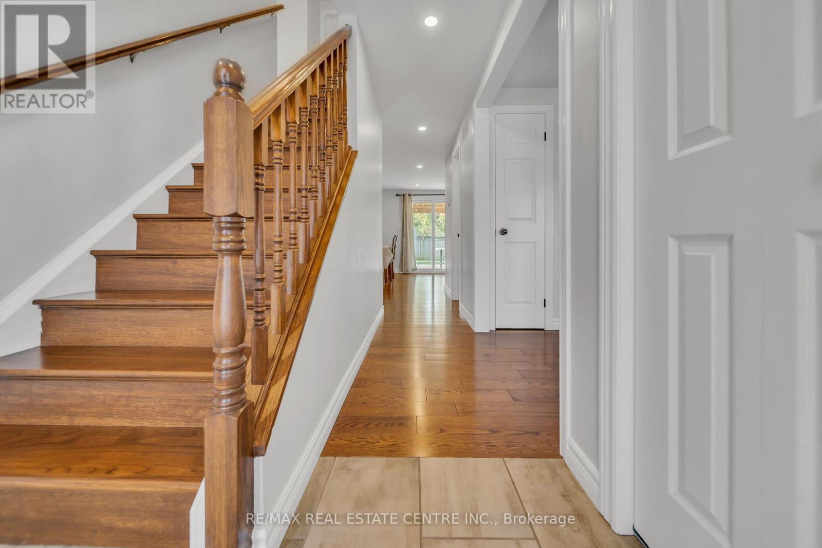 219 ELMIRA RD S