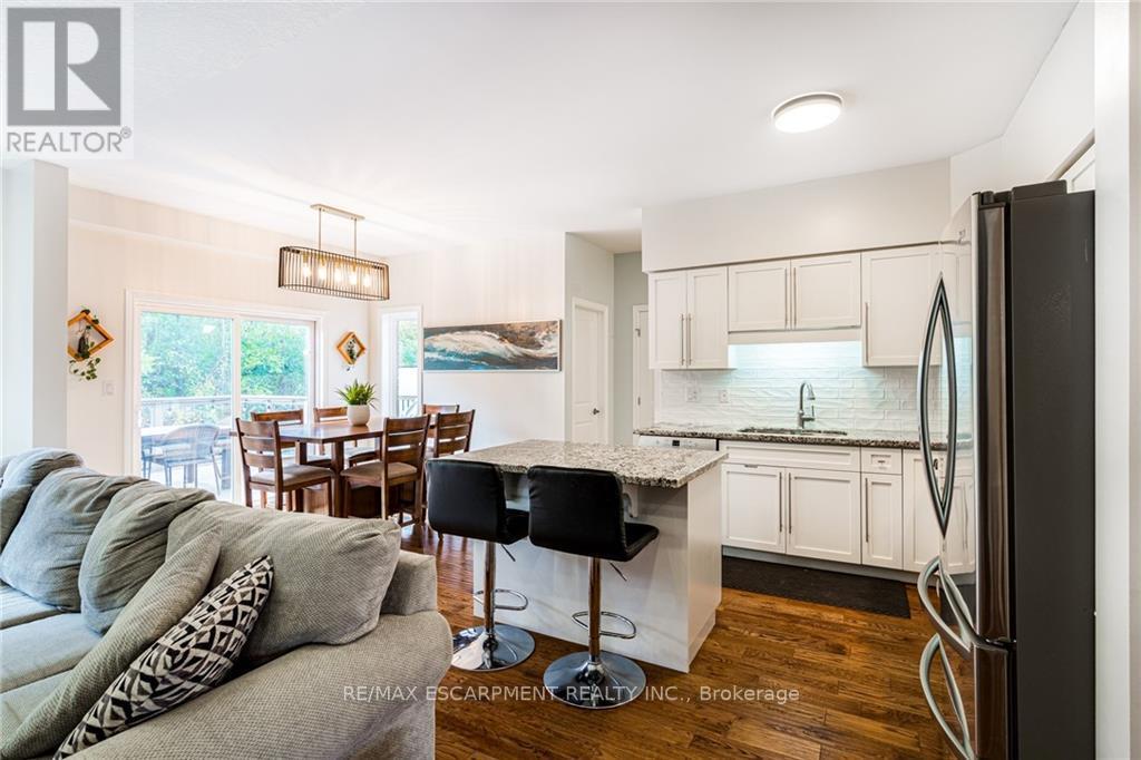 700 ROBERT FERRIE DR