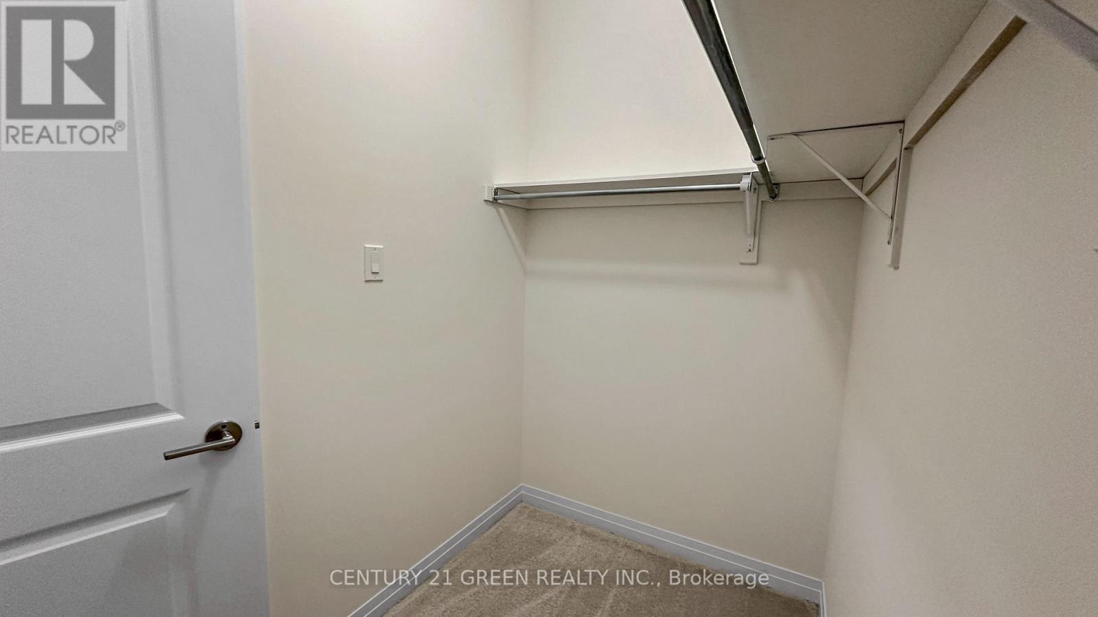 75 MACKLIN ST