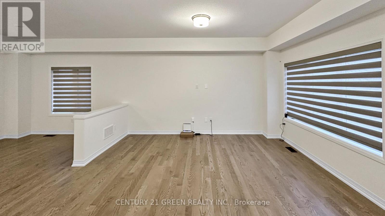 75 MACKLIN ST