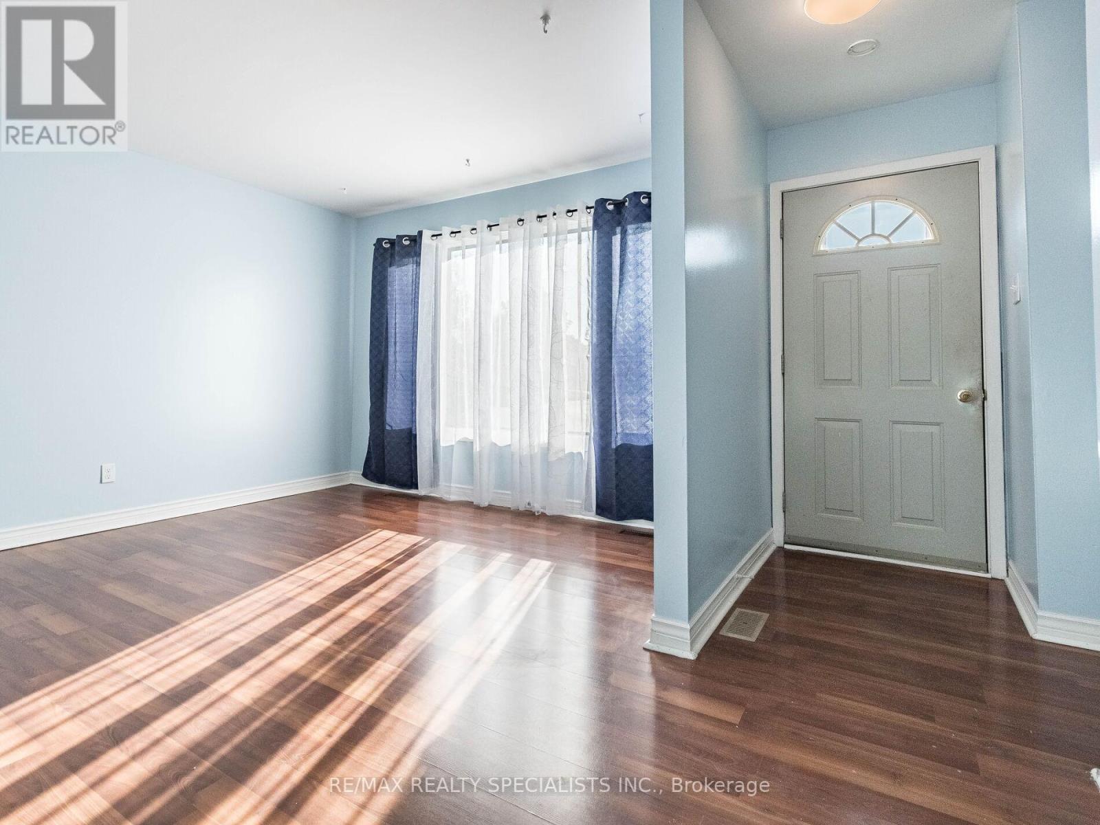 258 ADMIRAL DR